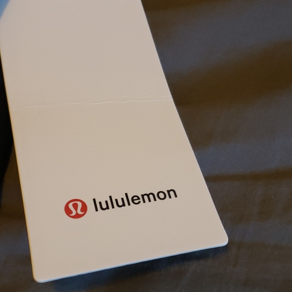 Lululemon speed up tight 28" - Picture 3 of 7